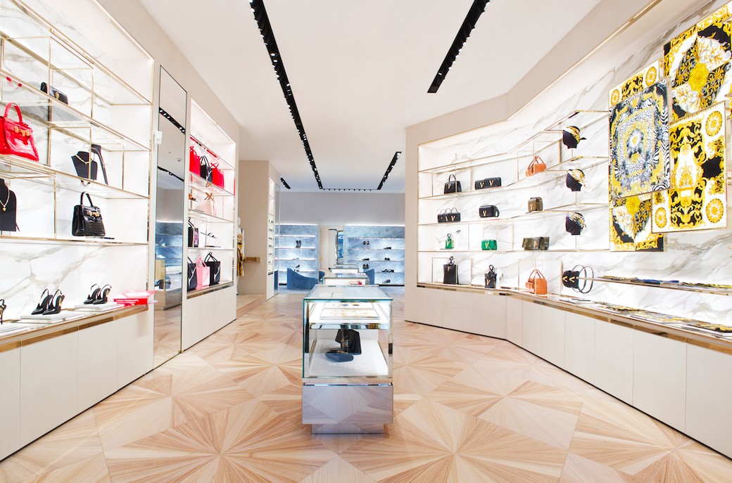 Versace opens a new boutique in Amsterdam - Numéro Netherlands