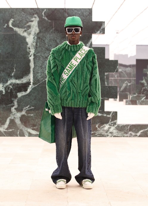 An Up-Close Look At Louis Vuitton's Fall/Winter 2019 Menswear Collection By  Virgil Abloh