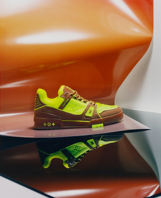 Louis Vuitton : Virgil Abloh revisite ses iconiques sneakers LV Trainer  pour l'été 2021