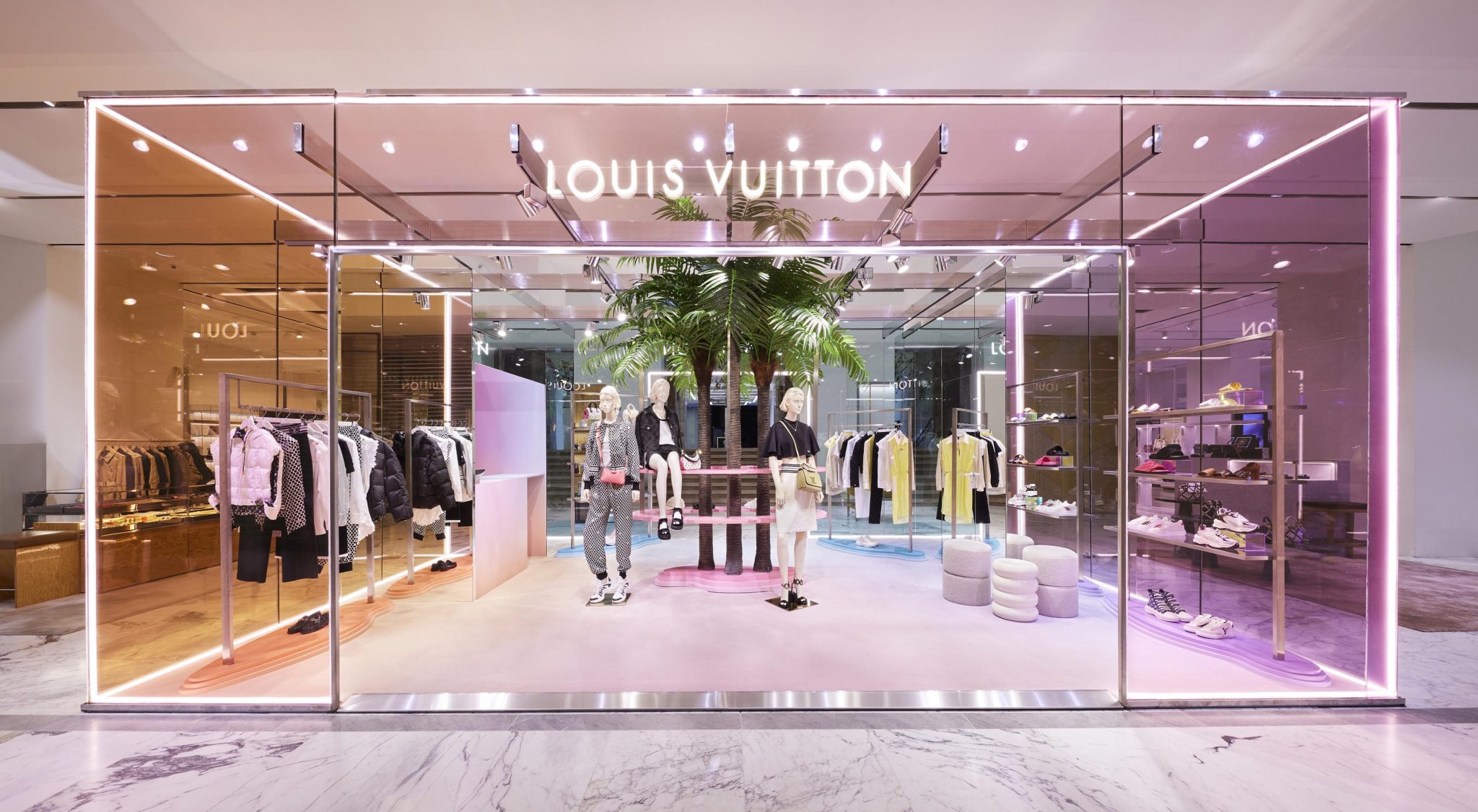 Mapstr - Shopping Louis Vuitton Amsterdam - Luxury, Cafe / views