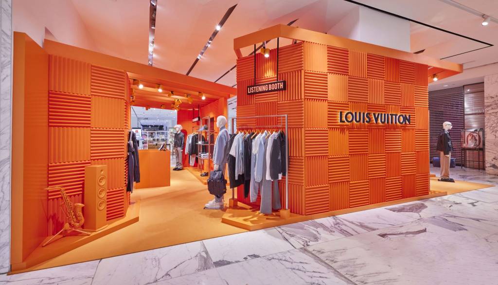 POP-professor: Louis Vuitton etalage bij de Bijenkorf Rotterdam