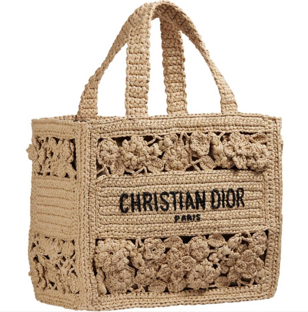DIOR PRESENTS THE SAVOIR-FAIRE OF THE DIOR BOOK TOTE IN ...