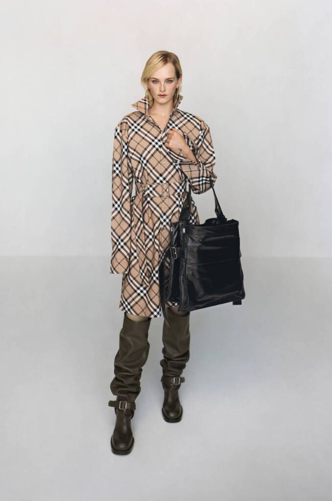 BRITISH ICONOGRAPHY: BURBERRY REVEALS AUTUMN 2024 COLLECTION